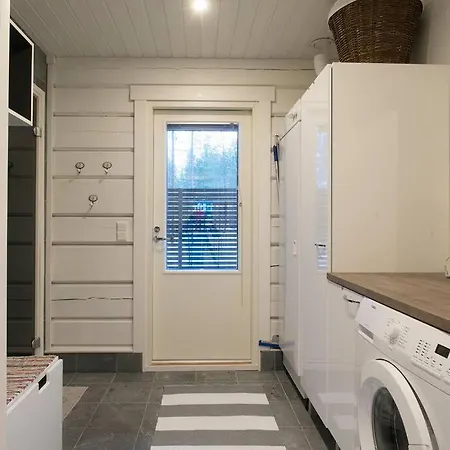 Log-house At Resort. * פיהטונטורי